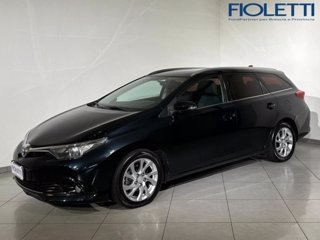 TOYOTA Auris 1.6 D-4D Business